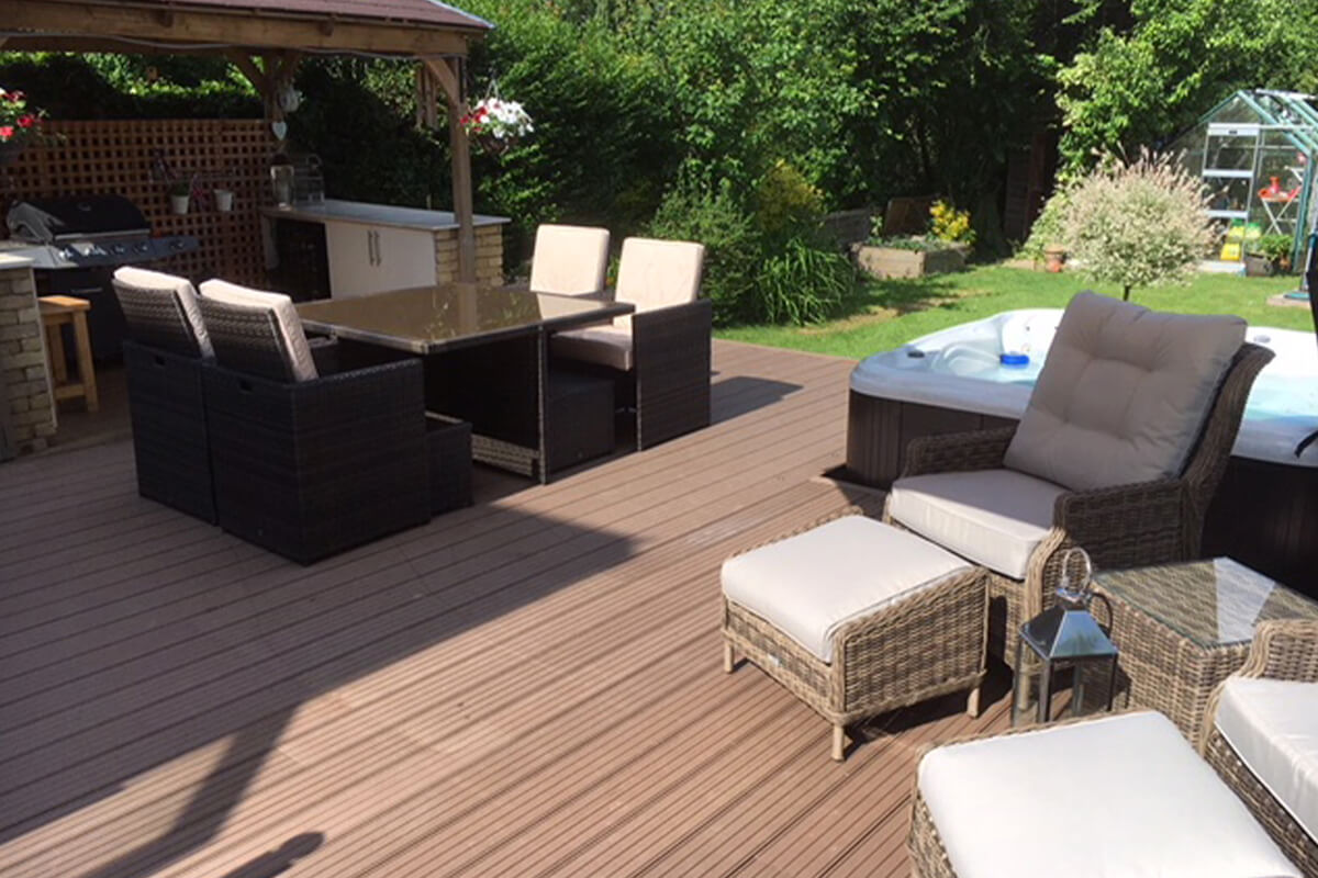 Lovely and sustainable composite decking area